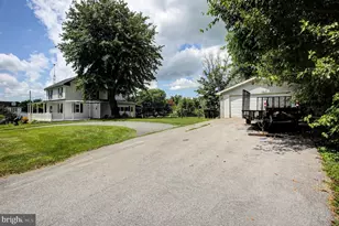 11245 Wharf Rd, Waynesboro, PA 17268 - Photo 3