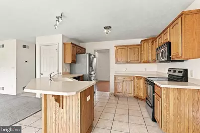 1322 Hunters Chase, Chambersburg, PA 17201 - Photo 17