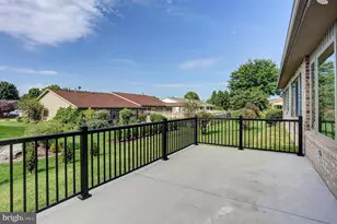 348 Phoenix Dr, Chambersburg, PA 17201 - Photo 45