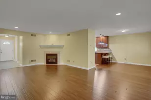 348 Phoenix Dr, Chambersburg, PA 17201 - Photo 9
