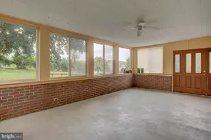 221 Harvest Ln, Chambersburg, PA 17202 - Photo 33