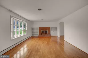 221 Harvest Ln, Chambersburg, PA 17202 - Photo 7