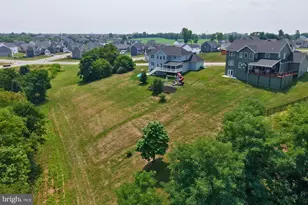 401 Delanie Dr, Greencastle, PA 17225 - Photo 5