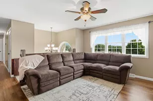 10113 Cardinal Dr, Orrstown, PA 17244 - Photo 11