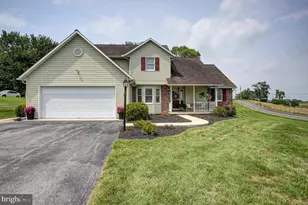 8612 Pa Harry Dr, Chambersburg, PA 17202 - Photo 1