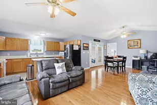 11375 Nicole Dr, Greencastle, PA 17225 - Photo 5