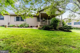 317 Woodvale Dr, Chambersburg, PA 17201 - Photo 7