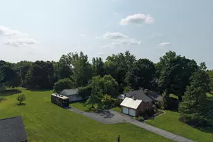780 S Allison St, Greencastle, PA 17225 - Photo 9