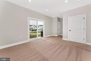 527 Abigail Ave, Waynesboro, PA 17268 - Photo 7