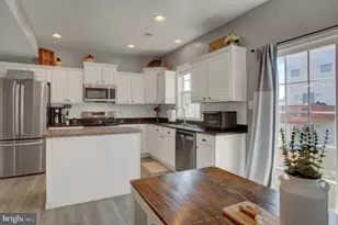 532 S Carlisle St, Greencastle, PA 17225 - Photo 7