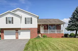 849 Lindia Dr, Chambersburg, PA 17202 - Photo 1