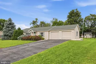 155 Camelot Dr, Chambersburg, PA 17202 - Photo 41