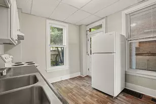 33 S Franklin St, Chambersburg, PA 17201 - Photo 9