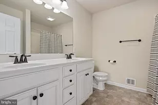 409 Tritle Ave, Waynesboro, PA 17268 - Photo 17