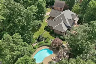 2660 Castlegreen Dr, Greencastle, PA 17225 - Photo 1