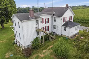 697 Shinham Rd, Greencastle, PA 17225 - Photo 7