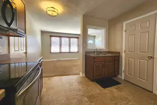739 Stouffer Ave, Chambersburg, PA 17201 - Photo 13