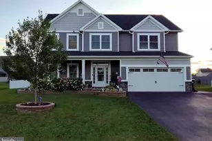 1043 Emilys Ct, Greencastle, PA 17225 - Photo 1