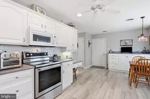 305 Sunbrook Dr, Chambersburg, PA 17201 - Photo 19
