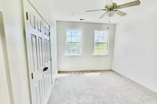 518 Creekside Blvd, Waynesboro, PA 17268 - Photo 35