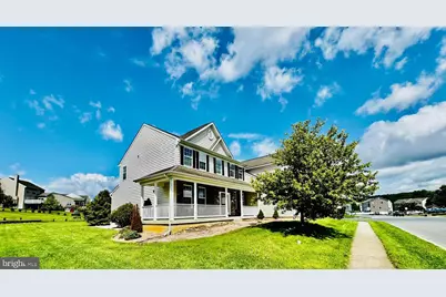 518 Creekside Boulevard, Waynesboro, PA 17268 - Photo 3