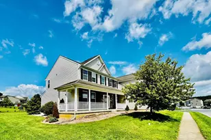 518 Creekside Blvd, Waynesboro, PA 17268 - Photo 3