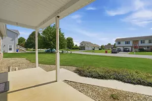 226 Grove Dr, Shippensburg, PA 17257 - Photo 5