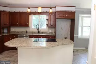 11715 Woodlea Dr, Waynesboro, PA 17268 - Photo 3