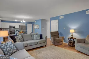 13210 Seneca Dr, Waynesboro, PA 17268 - Photo 11