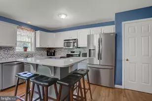 13210 Seneca Dr, Waynesboro, PA 17268 - Photo 5