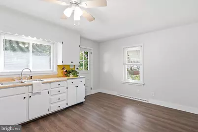 216 High St, Chambersburg, PA 17201 - Photo 7