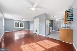 227 N Potomac St, Waynesboro, PA 17268 - Photo 17