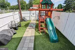 130 N Franklin St, Chambersburg, PA 17201 - Photo 27