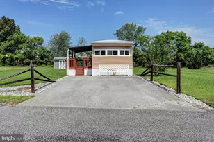 6069 Nugget Way, Saint Thomas, PA 17252 - Photo 3