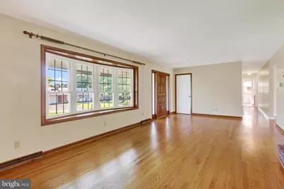 9130 Meadowbrook Drive, Waynesboro, PA 17268 - Photo 5
