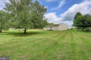 1541 Streamside Dr, Chambersburg, PA 17202 - Photo 41