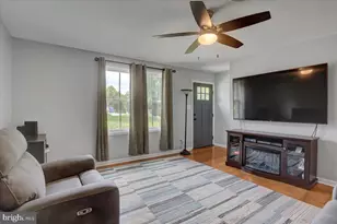 1541 Streamside Dr, Chambersburg, PA 17202 - Photo 13