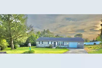 1541 Streamside Drive, Chambersburg, PA 17202 - Photo 5