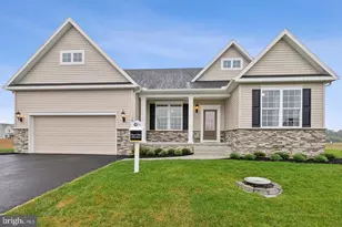 1525 Falcon Ln, Chambersburg, PA 17202 - Photo 37