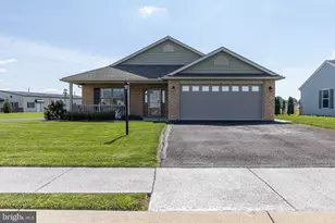 333 Eisenhower Dr, Chambersburg, PA 17201 - Photo 1