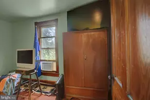 310 W King St, Shippensburg, PA 17257 - Photo 11