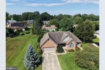 6952 Fairway Oaks, Fayetteville, PA 17222 - Photo 1