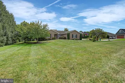 468 W Walter Avenue, Greencastle, PA 17225 - Photo 3