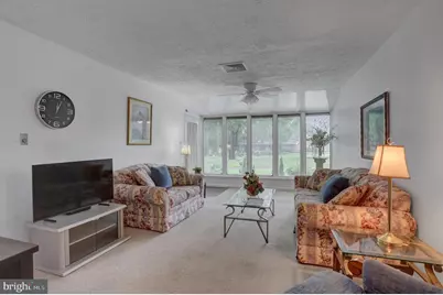 318 Stonegate Circle N, Chambersburg, PA 17201 - Photo 5