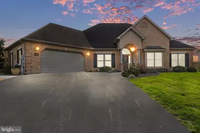 220 Woodvale Drive, Chambersburg, PA 17201 - Photo 3