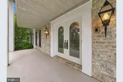 586 Crestwood Drive, Chambersburg, PA 17202 - Photo 5