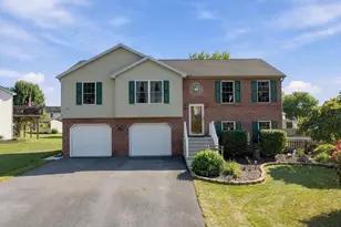 4440 Valley Cir, Fayetteville, PA 17222 - Photo 3