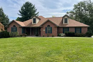 6066 Fairway Dr W, Fayetteville, PA 17222 - Photo 1