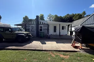 4093 Sycamore Grove Rd, Chambersburg, PA 17202 - Photo 3