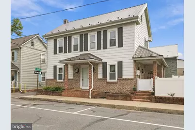 29 N Jefferson Street, Greencastle, PA 17225 - Photo 1